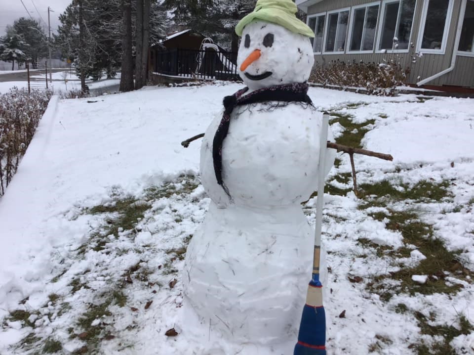 USED 2020-11-30goodmorningnorthbaybct  4 Handsome snowman. Mattawa Courtesy of Hazel Swindle.