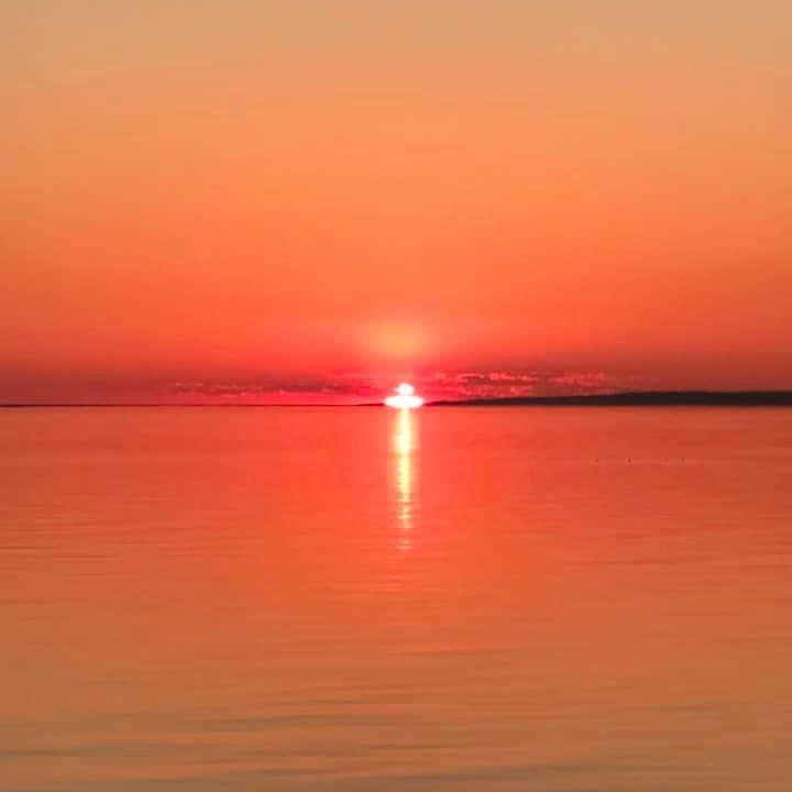 USED 2020-9-14goodmorningnorthbaybct  6 Sunset on Lake Nipissing. NOrth Bay. Courtesy of Callum MacKenzie.