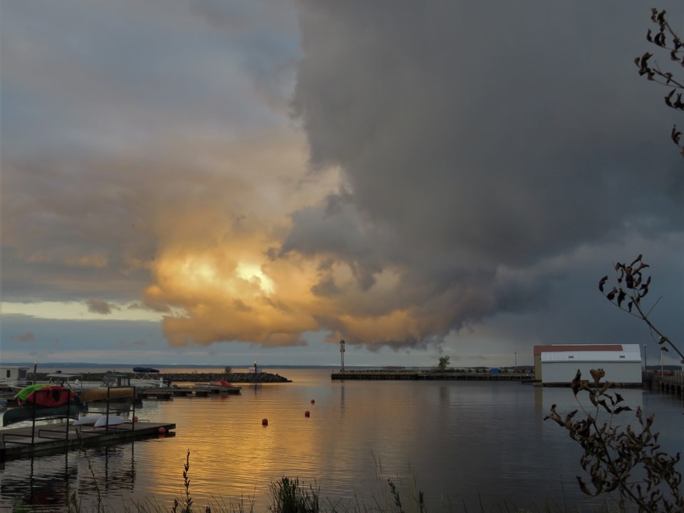 USED 2021-10-26goodmorningnorthbaybct  5 Sunrise and clouds over the marina. North Bay. Courtesy of Krystyna Krasowska-Wywa.