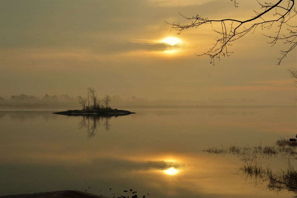 USED 2021-11-16goodmorningnorthbaybct  2 Foggy morning on Lake Nipissing. North Bay. Courtesy of Dave Stevenson.