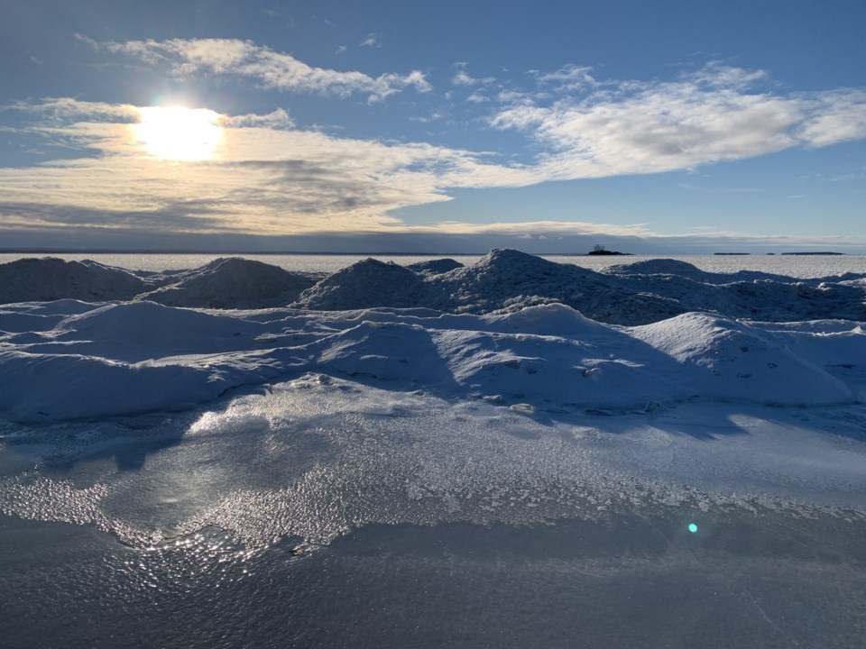 USED 2021-12-21goodmorningnorthbaybct  2 Ice volcanoes. Lake Nipissing. North Bay. Photo by Brenda Turl for BayToday.