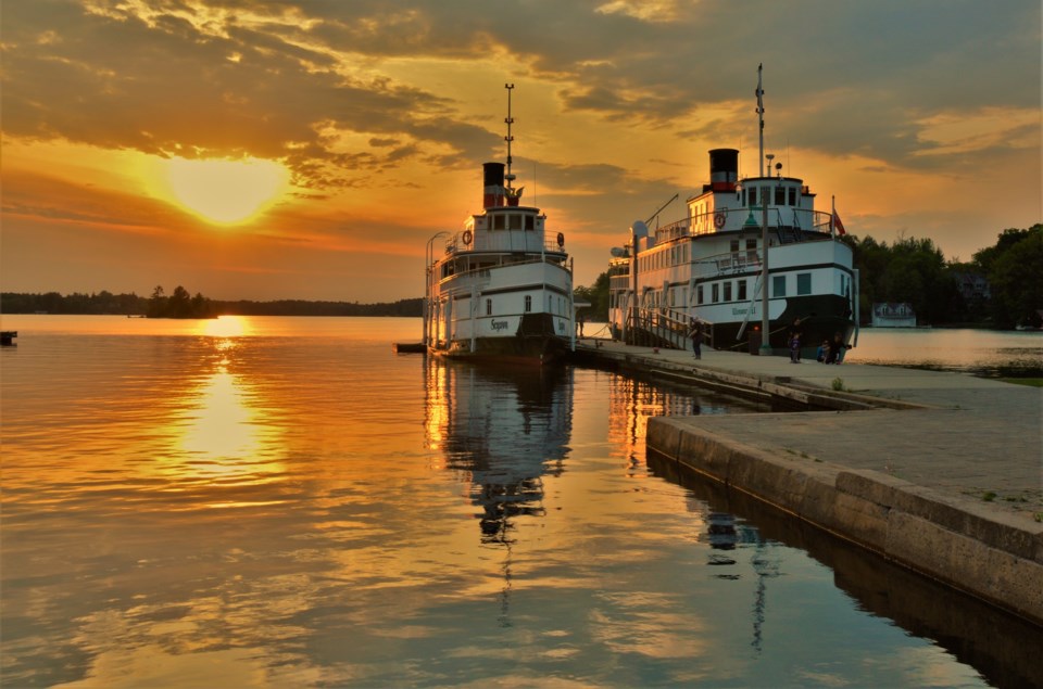 USED 2022-06-27goodmorningnorthbaybct  2 The Segwun and The Wenonah in Parry Sound. Courtesy of David Stevenson.