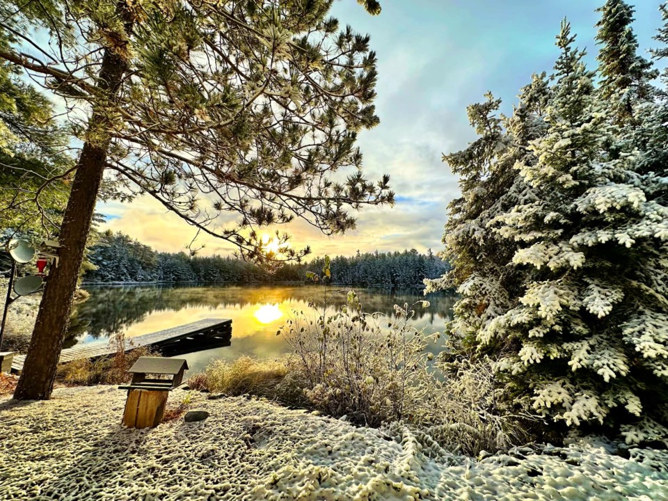 USED 2022-11-01goodmorningnorthbaybct-3-early-snowfall-temagami-courtesy-of-barry-kramer