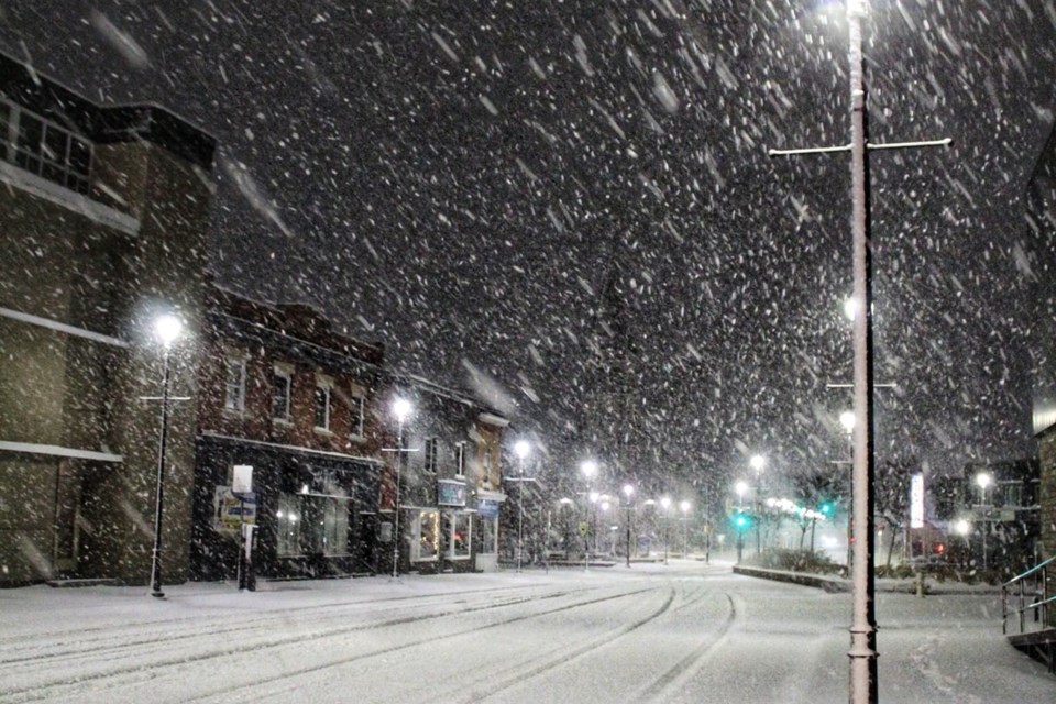 USED 2022-12-27goodmorningnorthbaybct-1-heavy-december-snow-north-bay-courtesy-of-garrett-campbell