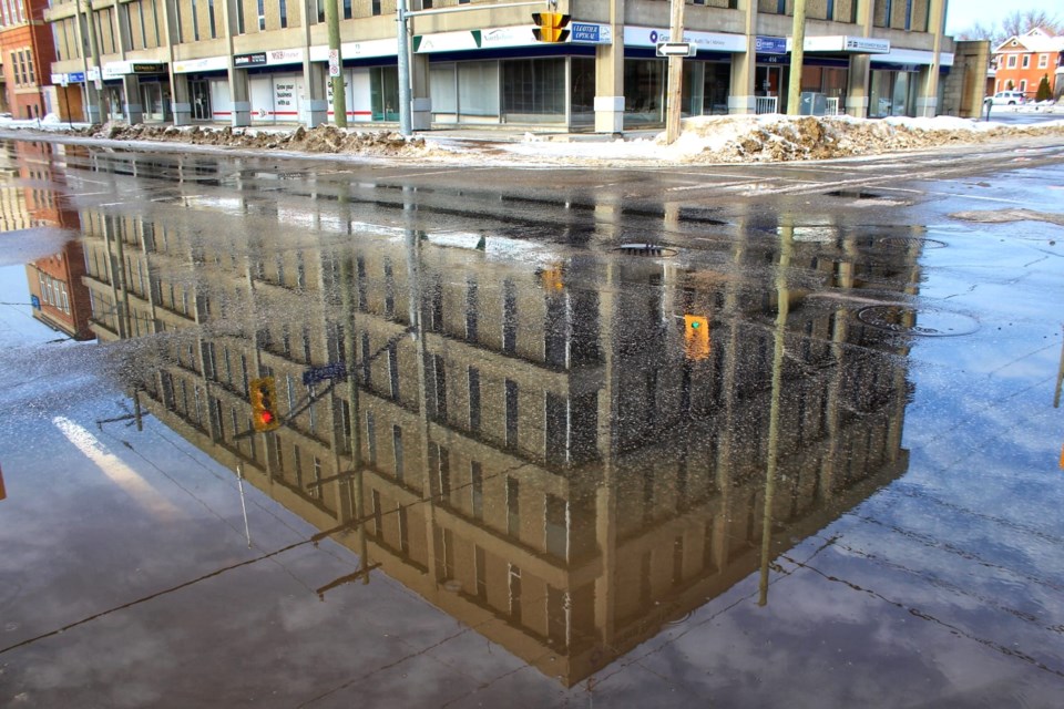 USED 2023-3-21goodmorningnorthbaybct-7-refections-in-a-puddle-north-bay-courtesy-of-garrett-campbell