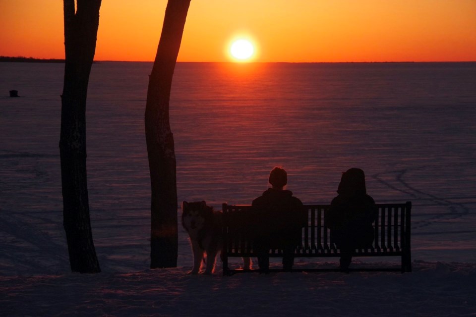 USED 2023-3-28goodmorningnorthbaybct-4-watching-a-wintery-sunset-north-bay-courtesy-of-keith-campbell