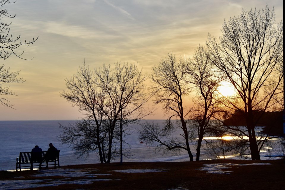 USED 2023-4-25goodmorningnorthbaybct-5-visiting-kinsmen-beach-lake-nipissing-north-bay-linda-mccarthy