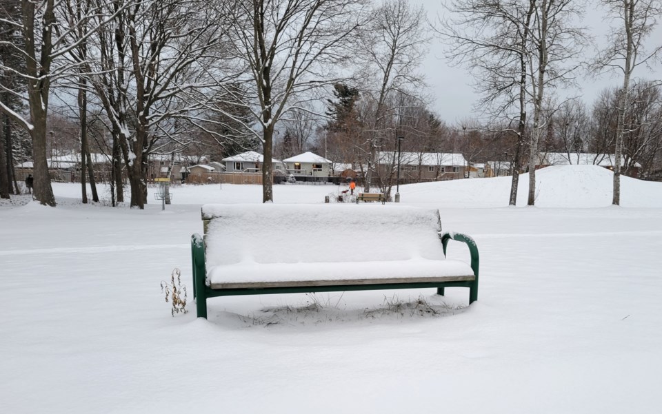 USED 2022-12-12-gm-snow-on-bench-at-homewood