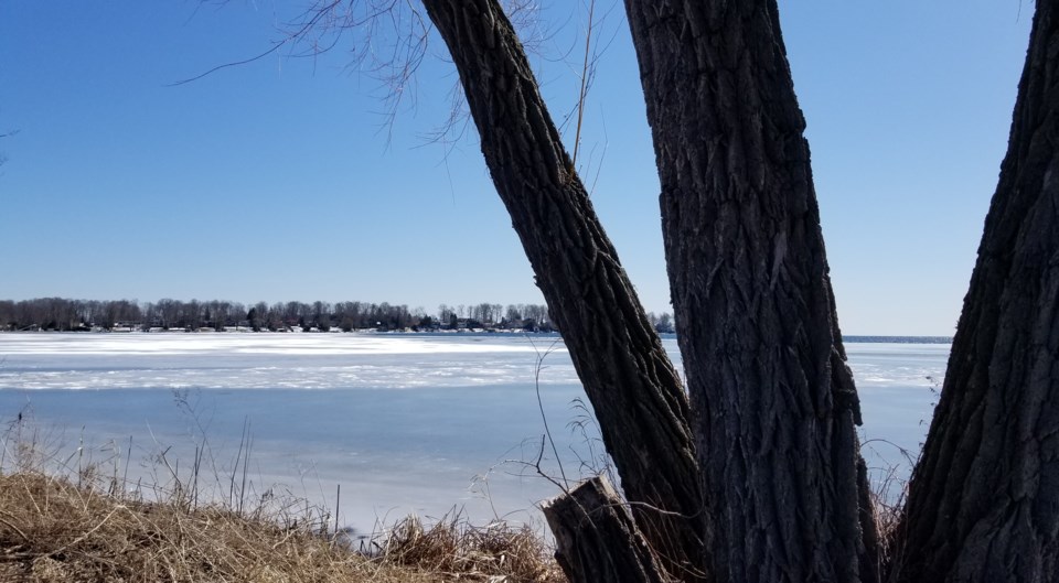 USED 2024-03-25-gm-view-of-frozen-simcoe-from-victoria-cres-joella