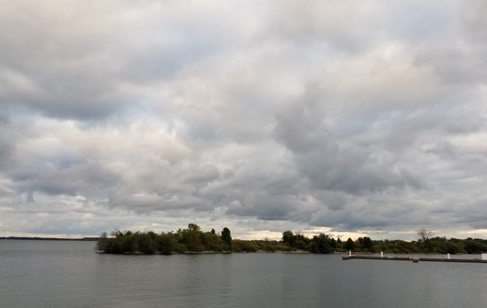 USED GM 2022-09-26 dark clouds over waterfront joella