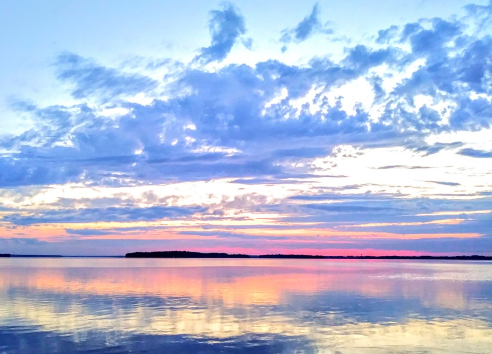 USED gm sunset over lake mark tabor