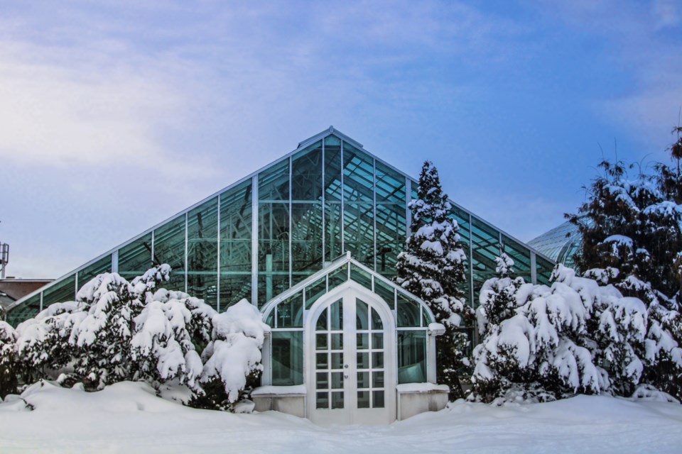 USED ottawa-6-greenhouse-at-the-experimental-farm-photo-credit-janet-stephens