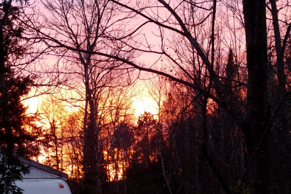 USED 070524_nicole-lavallee-sunset
