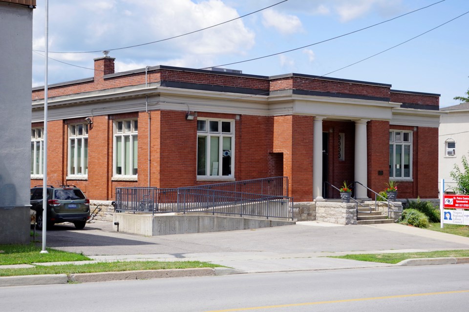 28-carnegie-library