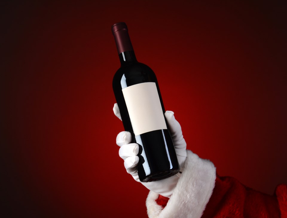 HolidayWineSanta