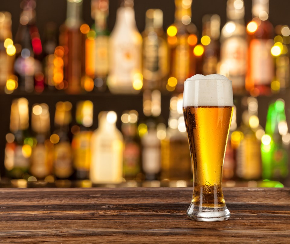 bar tavern beer draught