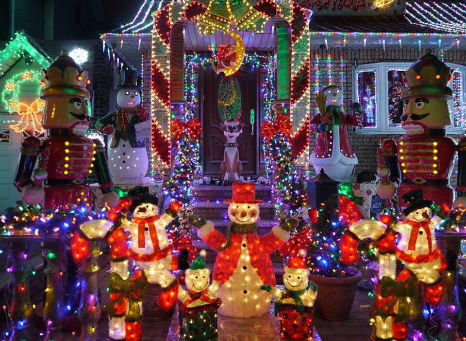 christmas lights display