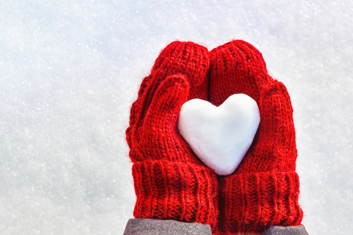 Halton Police collecting warm winter clothing for local youth Halton Police collecting warm winter clothing for local youth