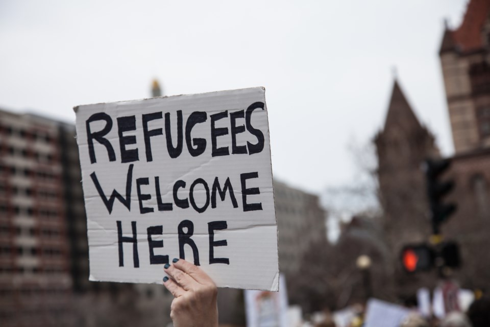 refugees welcome AdobeStock