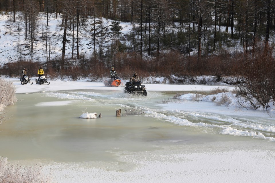 SnowmachinesThinIce