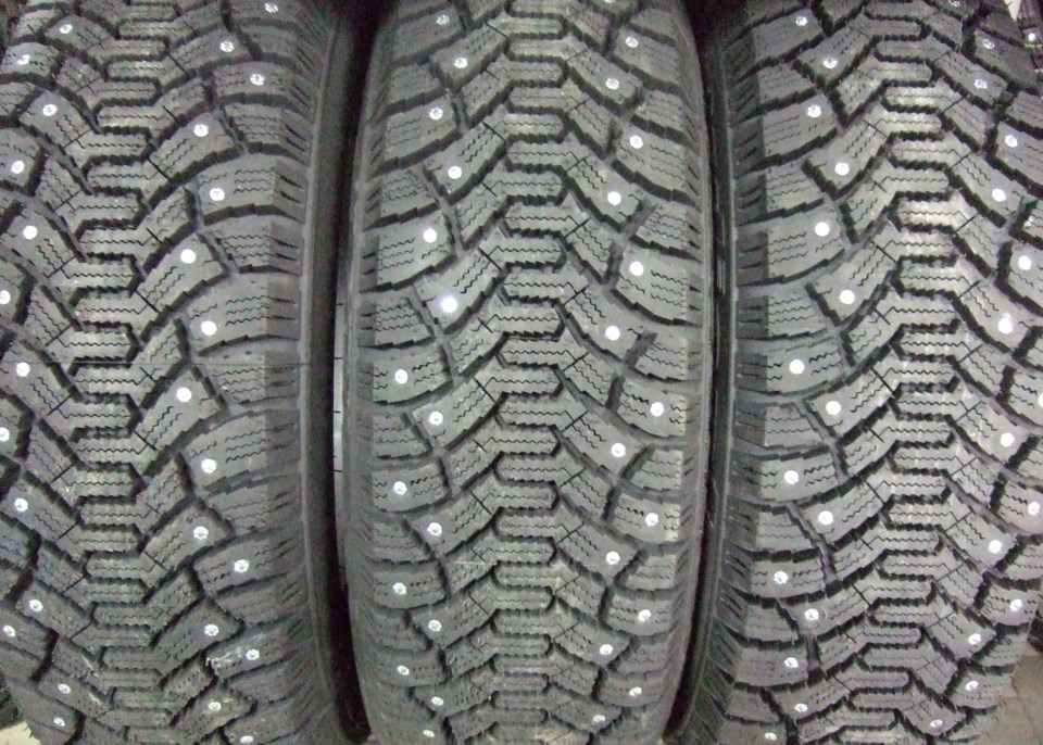 studded winter tires