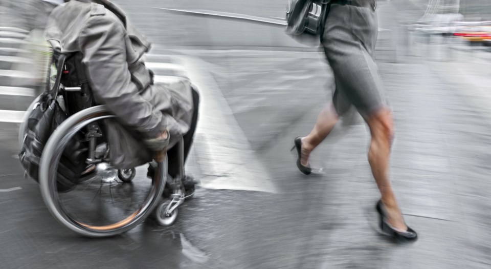 20180623WheelchairCrosswalk