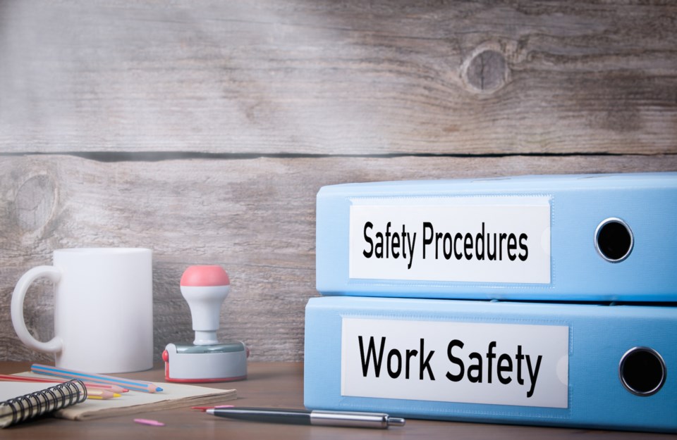 workplace safety AdobeStock_137916986