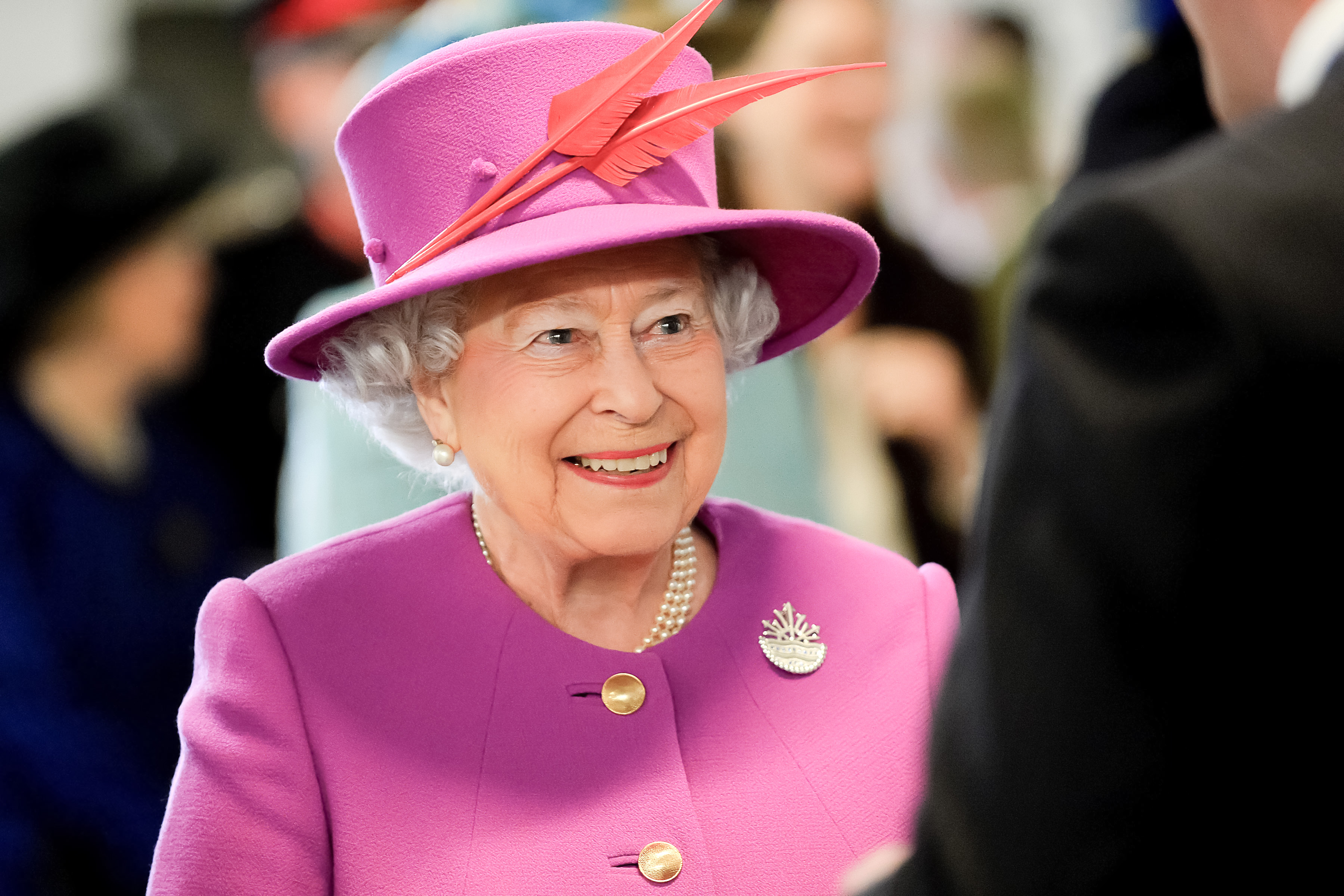 BREAKING: Queen Elizabeth, Canada's longest reigning monarch, dead at age  96 