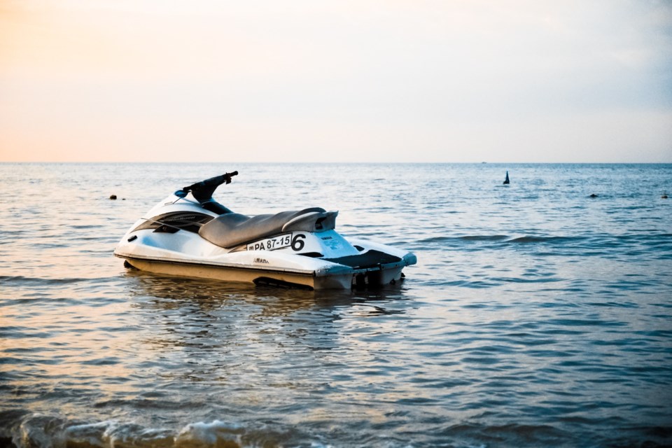 Jet Ski pexels-donald-tong-50911