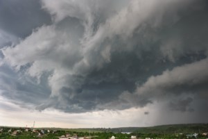 Severe thunderstorm warning issued for north of the city