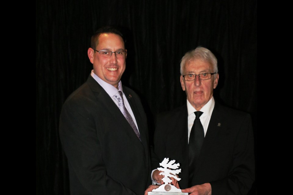 SAMSSA board member Dave Rector, left, with former executive director Dick DeStefano at the NOBA awards gala held in Sault Ste. Marie on September 26, 2019. Rector is the President and Co-Owner of Rector Machine Works Ltd. a family owned and operated Machine and Fabrication business in Sault Ste. Marie.  LEN GILLIS / SMSJ 2019