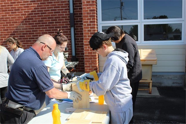 Students at St. Joseph Catholic school work on woodworking project.
sncdsb.on.ca