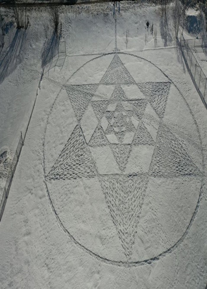 holy angel snow shoe art pic