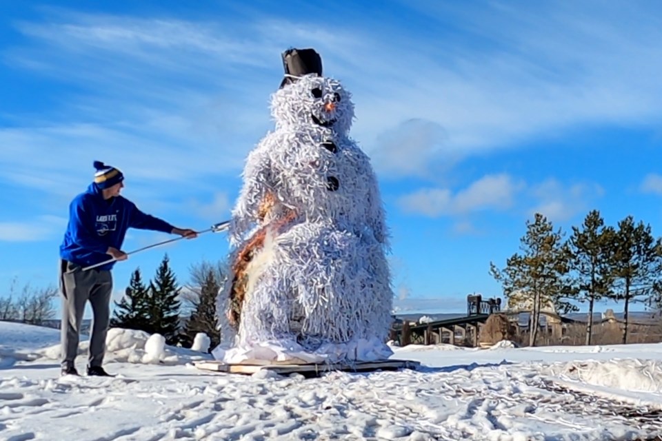 The 54th Annual LSSU Snowman Burning took place Thursday evening with a couple hundred in attendance.