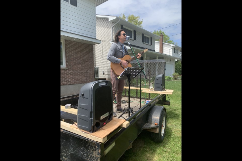 Ryan Seabrook performing for the Davey Home residents. 