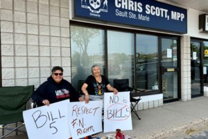 'It affects everybody': Bill 5 protest held outside Chris Scott's office