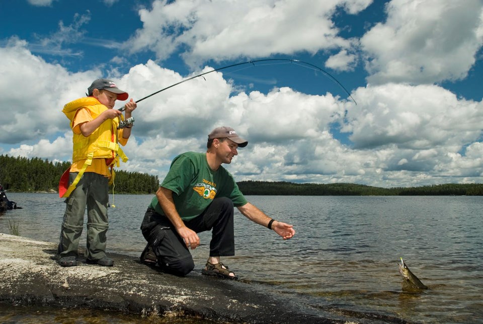 family-fishing-2