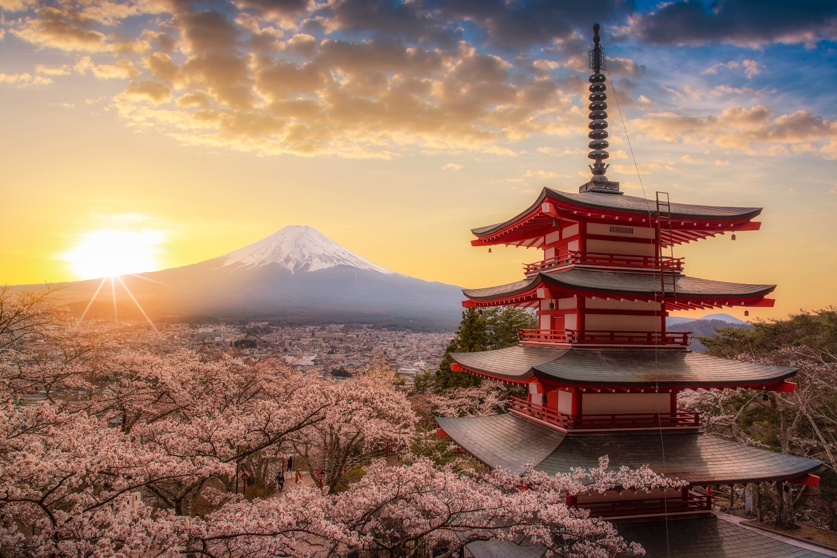 https://www.vmcdn.ca/f/files/sootoday/content-studio/narat-travel-pilot/japan-mt.-fuji.jpg