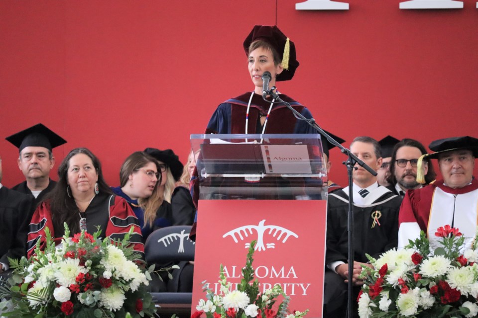 06-10-2023-thiscitychangedmealgomaugradsreminisceatconvocation-af-11