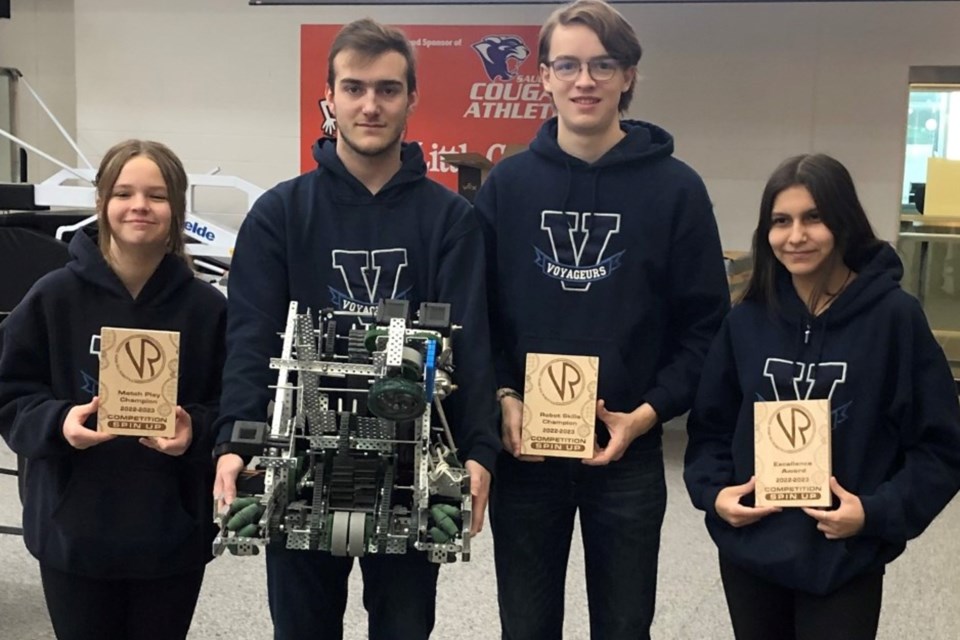 Notre-Dame-du-Sault robotics team received the Build Award and an invitation to the VEX Robotics World Championships in Dallas, Texas at the end of April. 