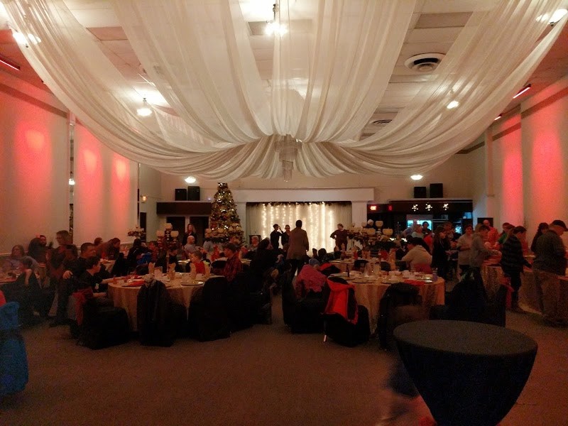 The Algoma Autism Foundation held their 2nd Annual Christmas Family Fun Dinner and Dance this Thursday at the Grand Gardens.