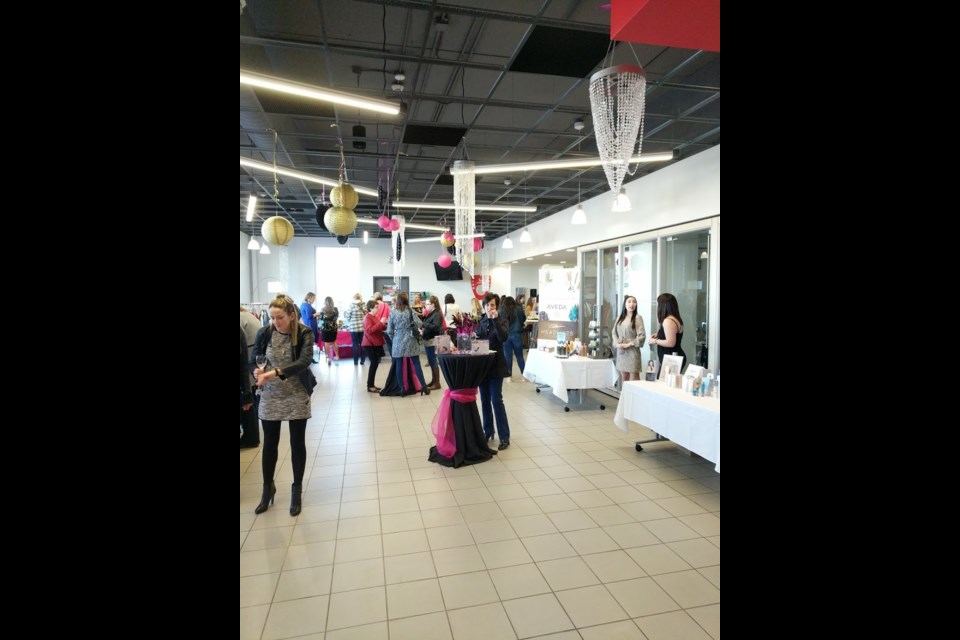 Great Lakes Honda hosts the 3rd Annual Honda and Heels supporting Women in Crisis this Friday with 14 vendors and over 190 guests