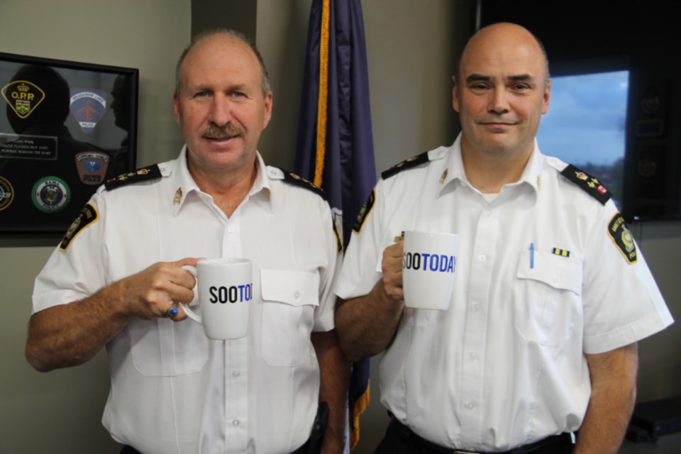 20181012-Sault Midweek Mugging Sault Police Chief Hugh Stevenson and Deputy Chief Sean Sparling-DT