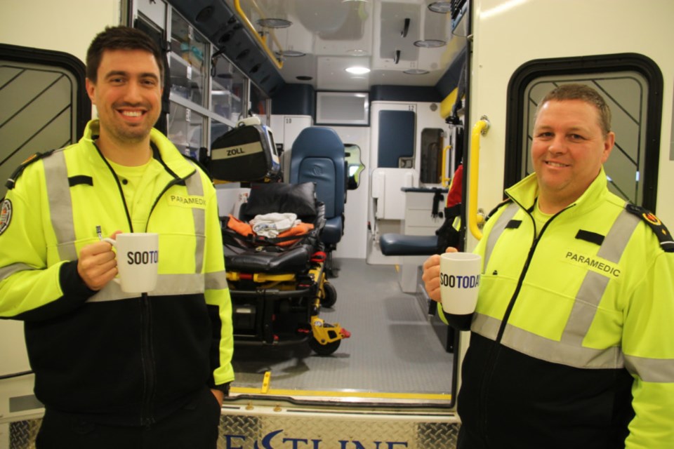 20190128-Sault Mid-Week Mugging EMS paramedics-DT