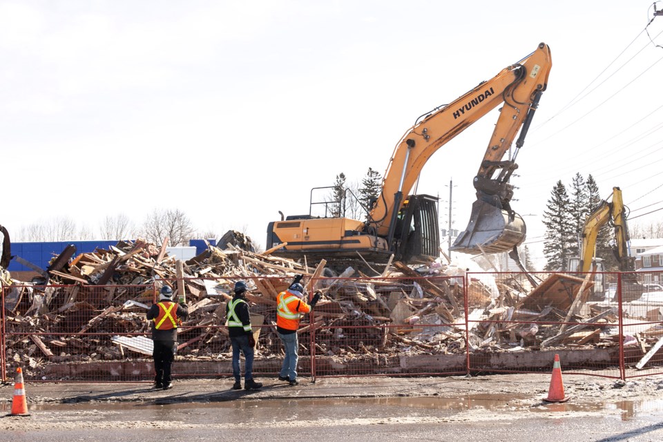 20250407secondlinedemolitionka01