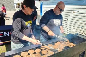 Hot meals and helping hands: East View’s lunch program gets a lift