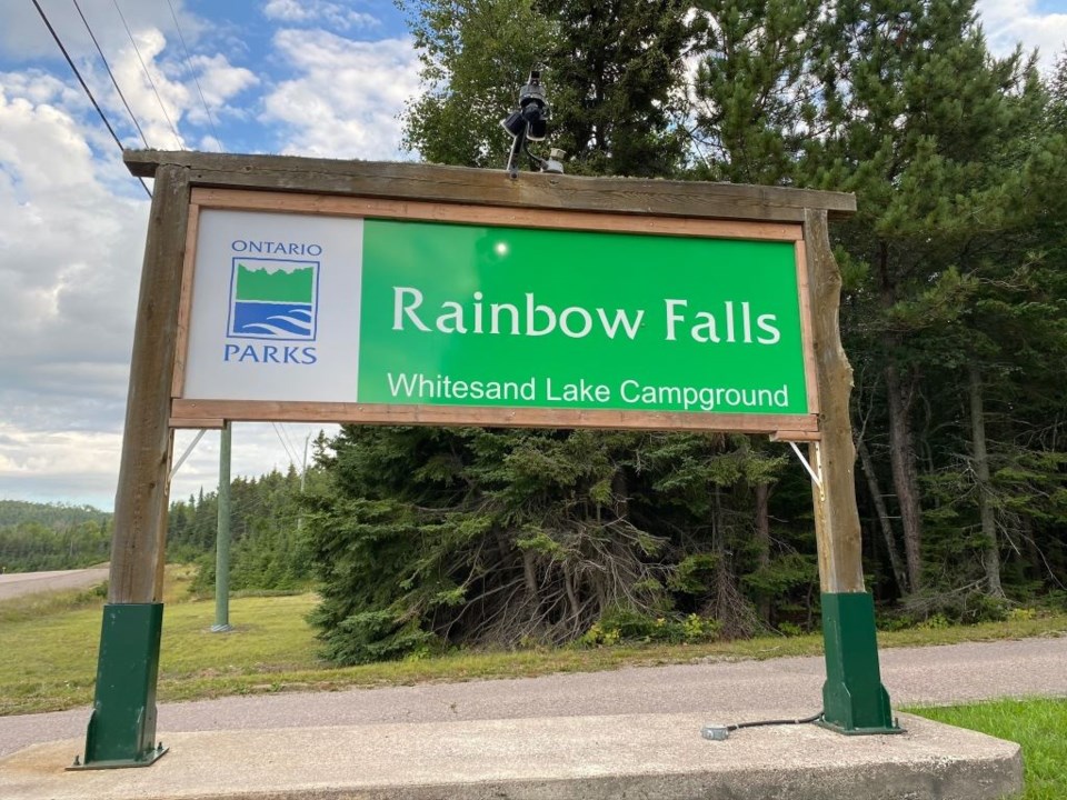 2021-09-01rainbow falls provincial park sign