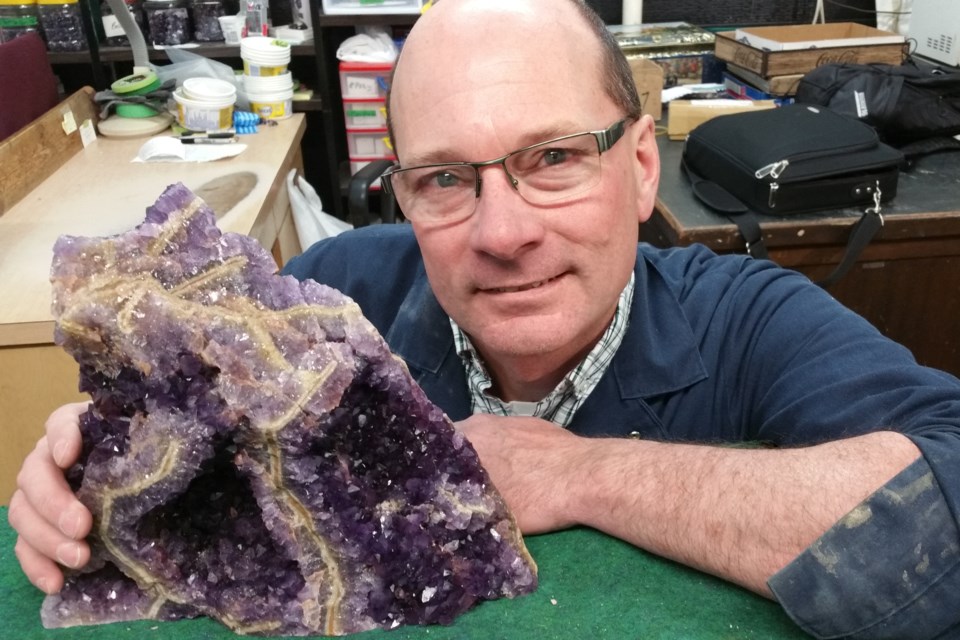 Amethyst has the property of transmitting two colours which is called dichroism. The colours are bluish-violet and reddish-violet.