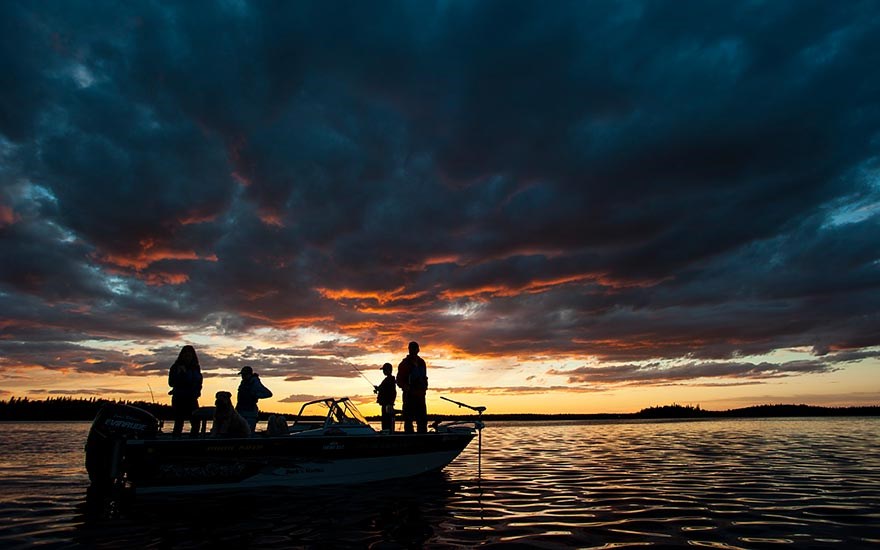 Fushimi-Prov-Park-Fishing-JS