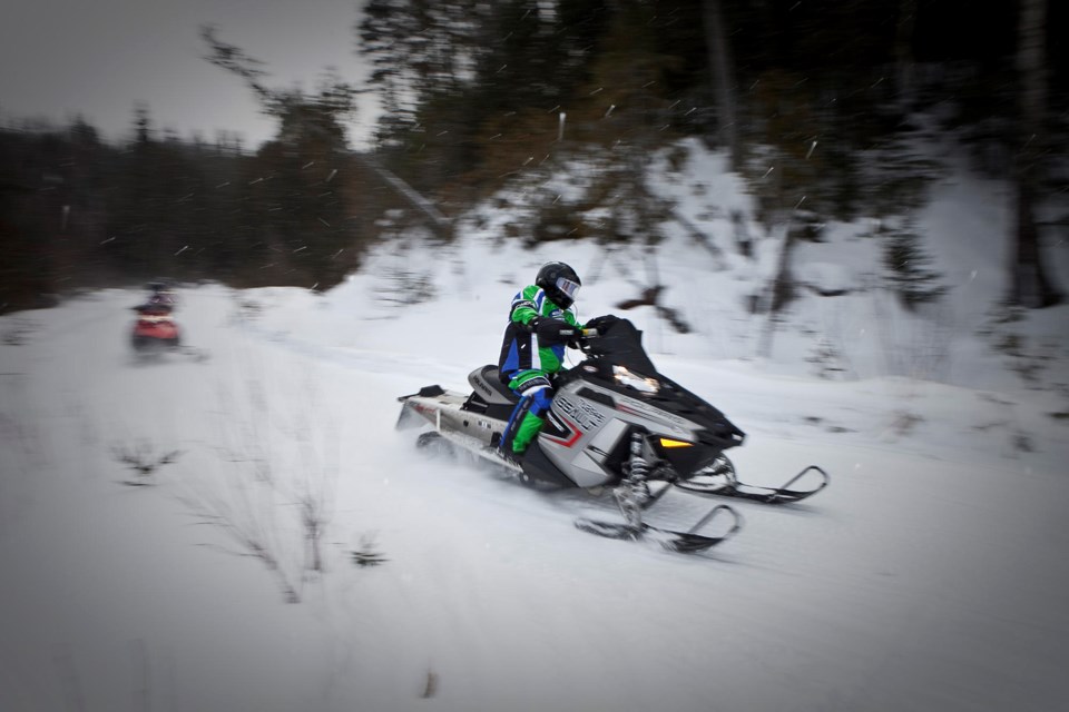 snowmobiling-algoma-trails